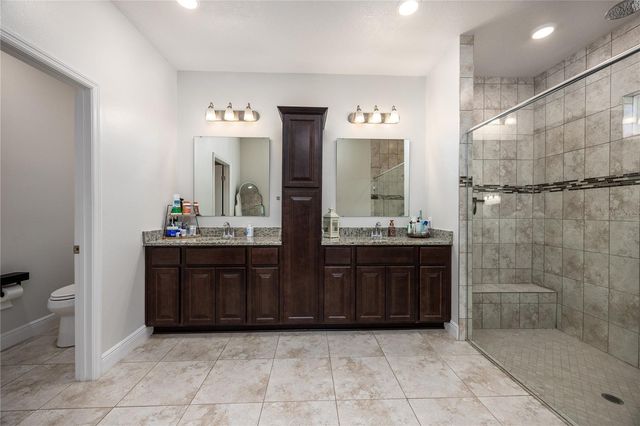 6075 SW 215TH TERRACE, Newberry, FL 32669