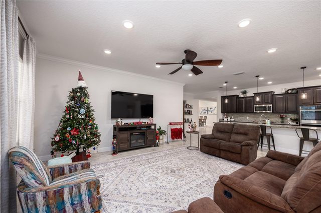 6075 SW 215TH TERRACE, Newberry, FL 32669