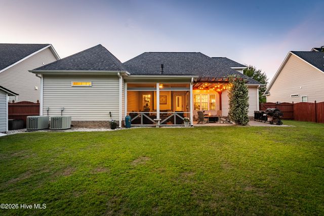 925 Mill Creek Drive, Greenville, NC 27834