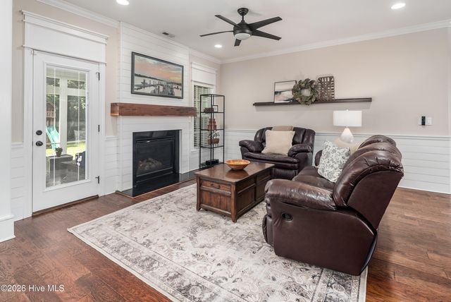 925 Mill Creek Drive, Greenville, NC 27834