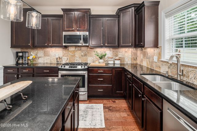 925 Mill Creek Drive, Greenville, NC 27834