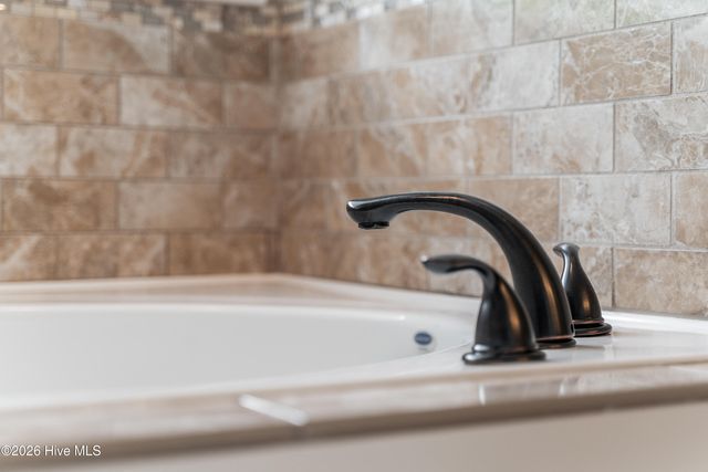 925 Mill Creek Drive, Greenville, NC 27834
