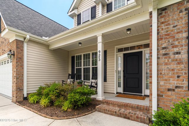 925 Mill Creek Drive, Greenville, NC 27834
