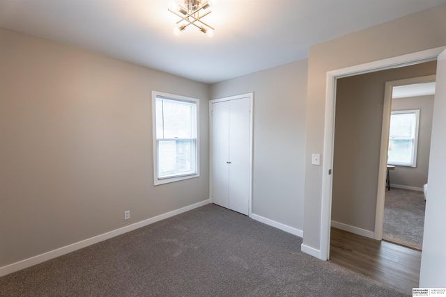 7675 S 41st Avenue, Bellevue, NE 68147
