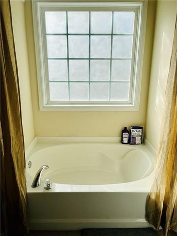 2787 Glenlocke Way NW, Atlanta, GA 30318