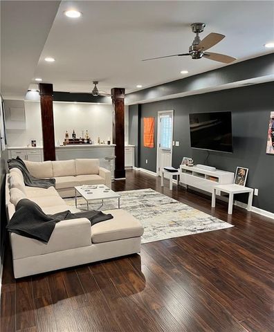 2787 Glenlocke Way NW, Atlanta, GA 30318