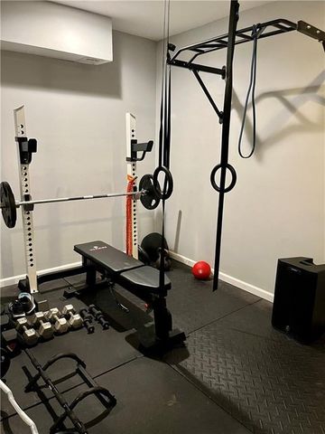 2787 Glenlocke Way NW, Atlanta, GA 30318