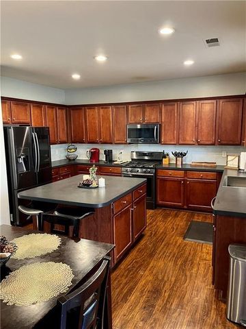 2787 Glenlocke Way NW, Atlanta, GA 30318