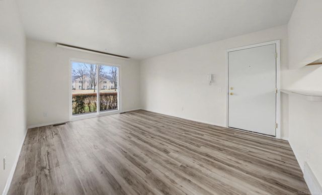 34680 Huntley Drive K-26, Sterling Heights, MI 48312