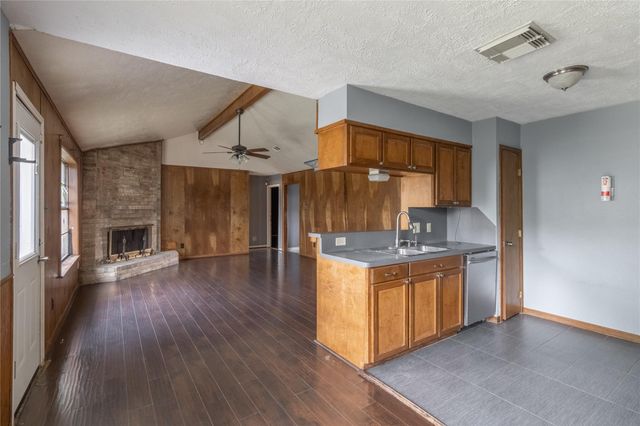 4502 Adobe Lane, Baytown, TX 77521