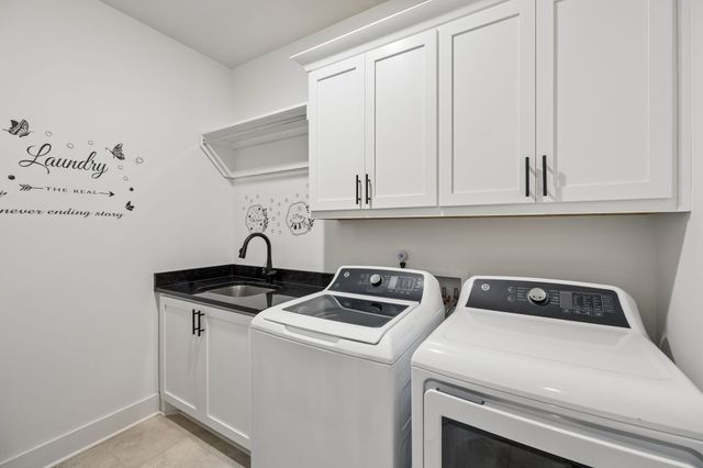 2614 Holly Springs Dr, Murfreesboro, TN 37128