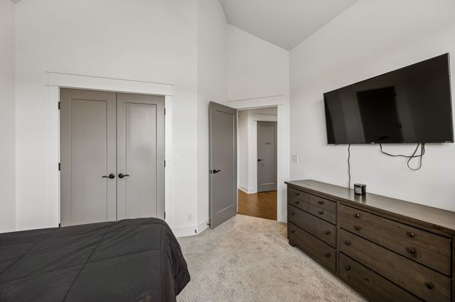2614 Holly Springs Dr, Murfreesboro, TN 37128