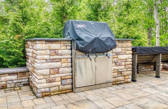 102 Ambermist Way, Forked River, NJ 08731