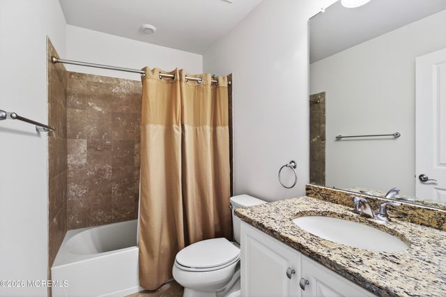 102 Ambermist Way, Forked River, NJ 08731