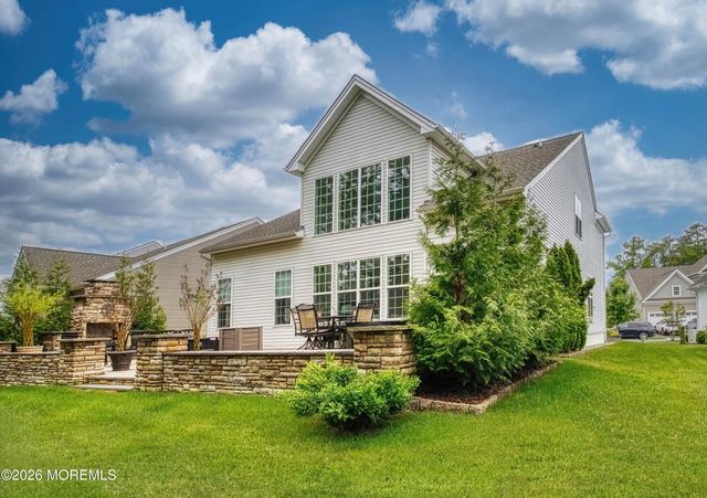 102 Ambermist Way, Forked River, NJ 08731