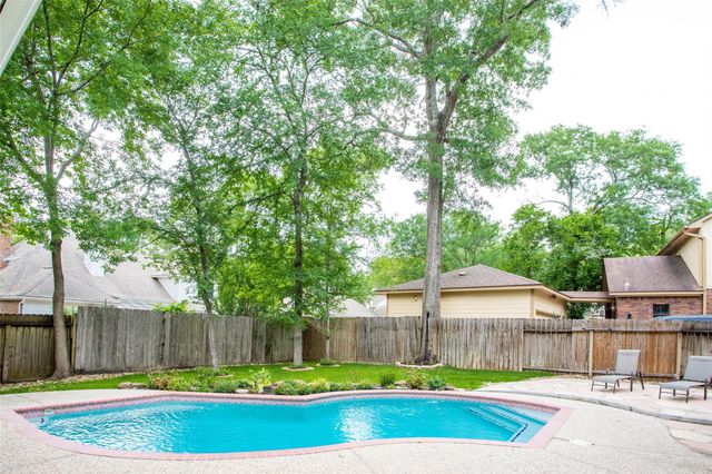 95 Rush Haven Drive, The Woodlands, TX 77381