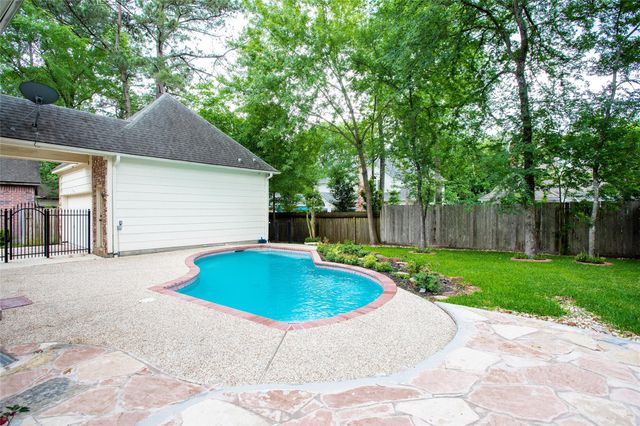 95 Rush Haven Drive, The Woodlands, TX 77381