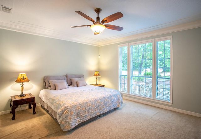 95 Rush Haven Drive, The Woodlands, TX 77381
