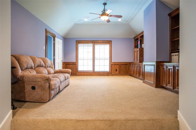 95 Rush Haven Drive, The Woodlands, TX 77381