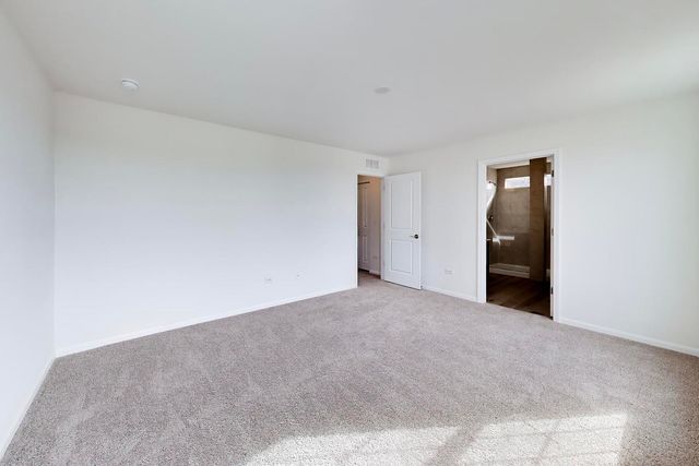 1011 Celebration Drive, Aurora, IL 60504