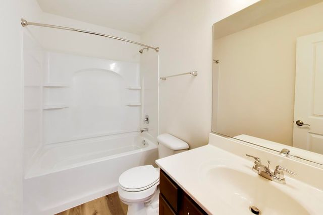 1011 Celebration Drive, Aurora, IL 60504