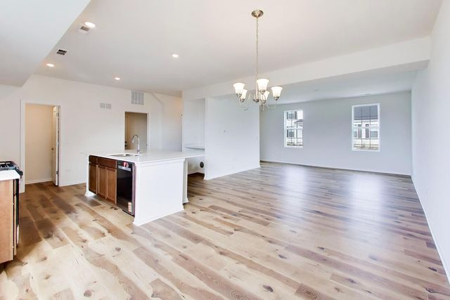 1011 Celebration Drive, Aurora, IL 60504