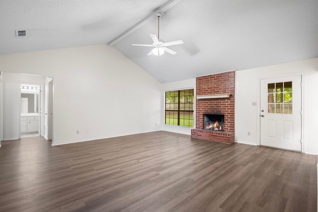 607 Gayle St, Gladewater, TX 75647