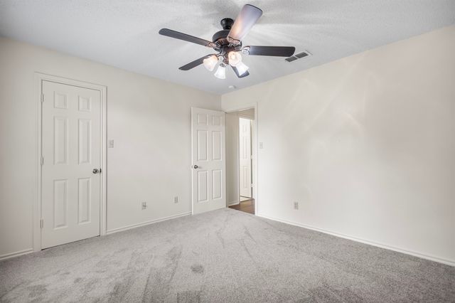 607 Gayle St, Gladewater, TX 75647