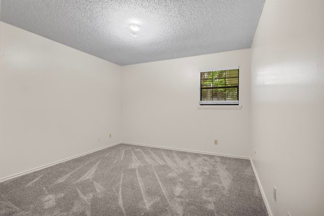 607 Gayle St, Gladewater, TX 75647
