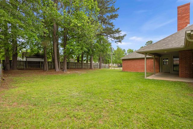 607 Gayle St, Gladewater, TX 75647