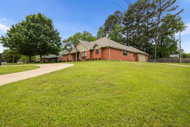 607 Gayle St, Gladewater, TX 75647