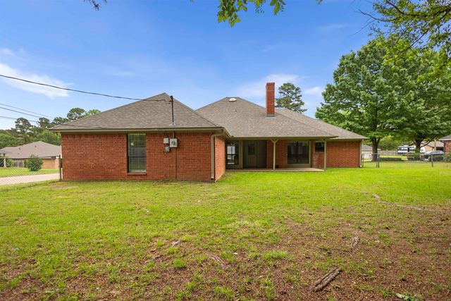 607 Gayle St, Gladewater, TX 75647