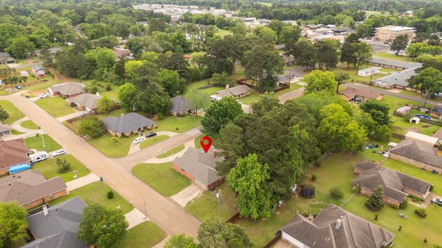 607 Gayle St, Gladewater, TX 75647