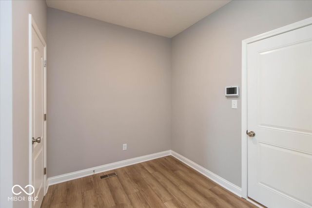9564 Hemingway Drive, Indianapolis, IN 46239