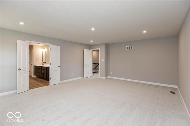 9564 Hemingway Drive, Indianapolis, IN 46239