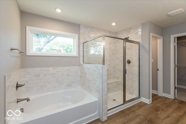 9564 Hemingway Drive, Indianapolis, IN 46239