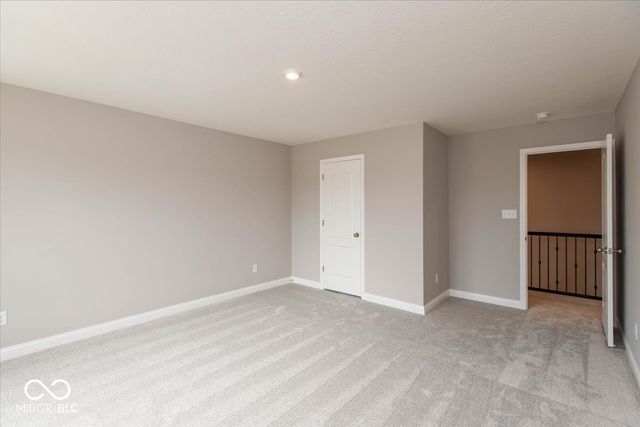 9564 Hemingway Drive, Indianapolis, IN 46239