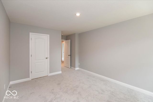 9564 Hemingway Drive, Indianapolis, IN 46239