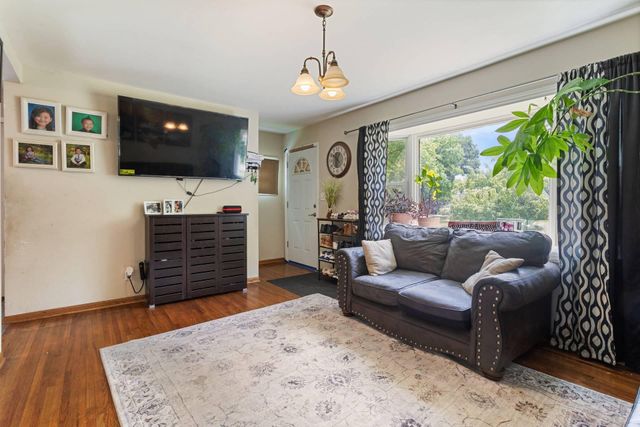527 Emil Avenue, Shoreview, MN 55126