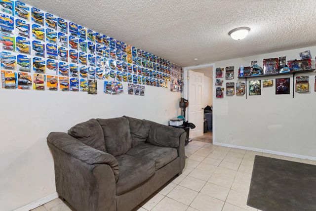 527 Emil Avenue, Shoreview, MN 55126