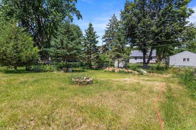 527 Emil Avenue, Shoreview, MN 55126