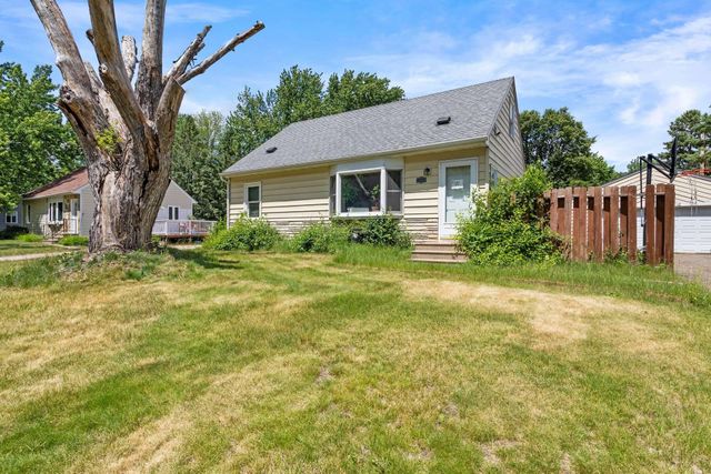 527 Emil Avenue, Shoreview, MN 55126