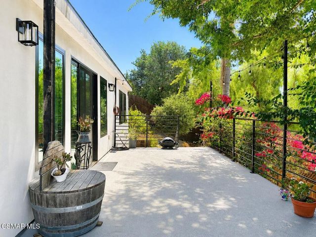 9218 Slater Terrace, Chatsworth, CA 91311