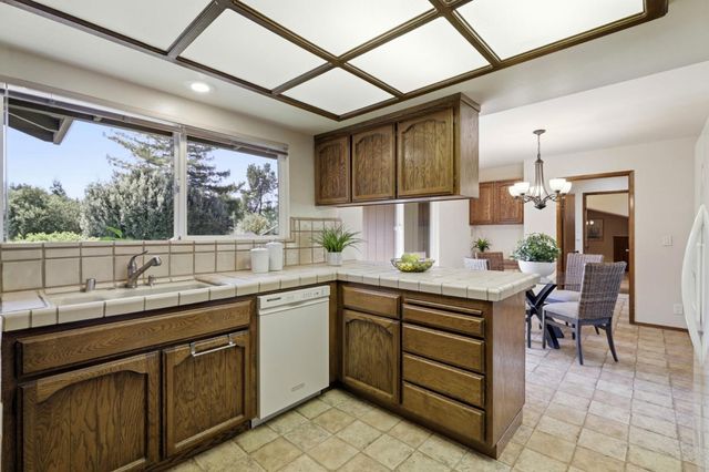 7142 Echo Ridge Drive, San Jose, CA 95120