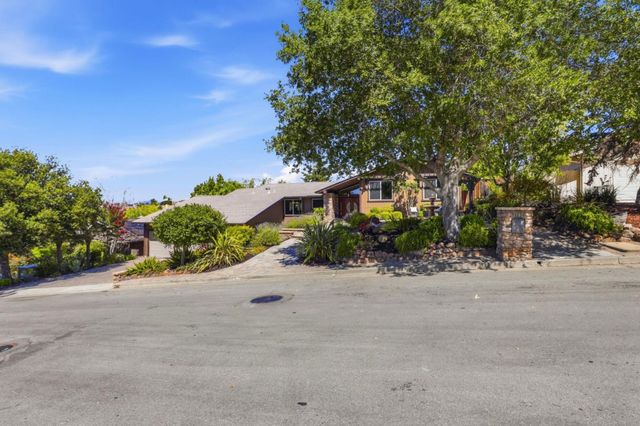 7142 Echo Ridge Drive, San Jose, CA 95120