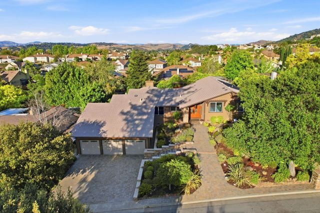 7142 Echo Ridge Drive, San Jose, CA 95120