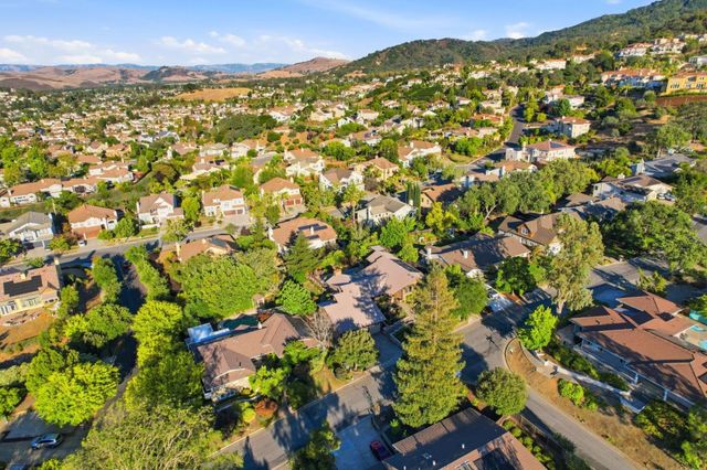 7142 Echo Ridge Drive, San Jose, CA 95120