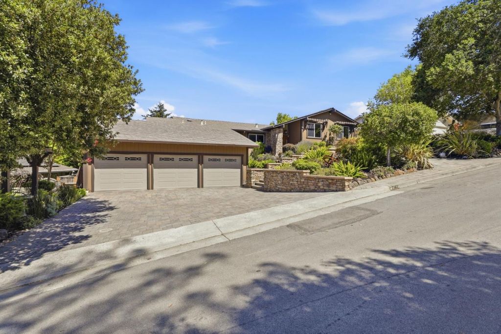 7142 Echo Ridge Drive, San Jose, CA 95120