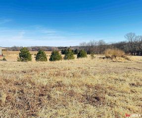 330 Cottonwood Court, Bennet, NE 68317