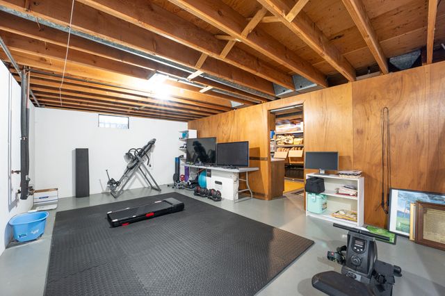 1940 Skyler Drive, Kalamazoo, MI 49008